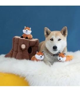 ZippyPaws Burrow Lišky v pařezu